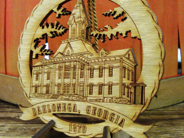 Buy Online UNG College Souvenir Ornament Cranberry Corners Gift Shop Dahlonega