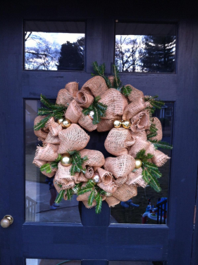 Cranberry Corners Customer Photo | Burlap Wreath for Christmas