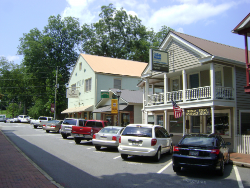 Summer scenes from around Dahlonega's Square