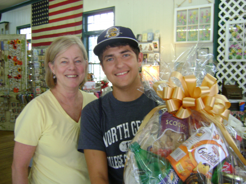 Cranberry Corners Customer Photo | University of North Georgia Welcome Back Gift Basket 
